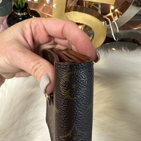 AUTHENTIC LOUIS VUITTON MONOGRAM COMPACT ZIP BIFOLD WALLET - Picture 9 of 14